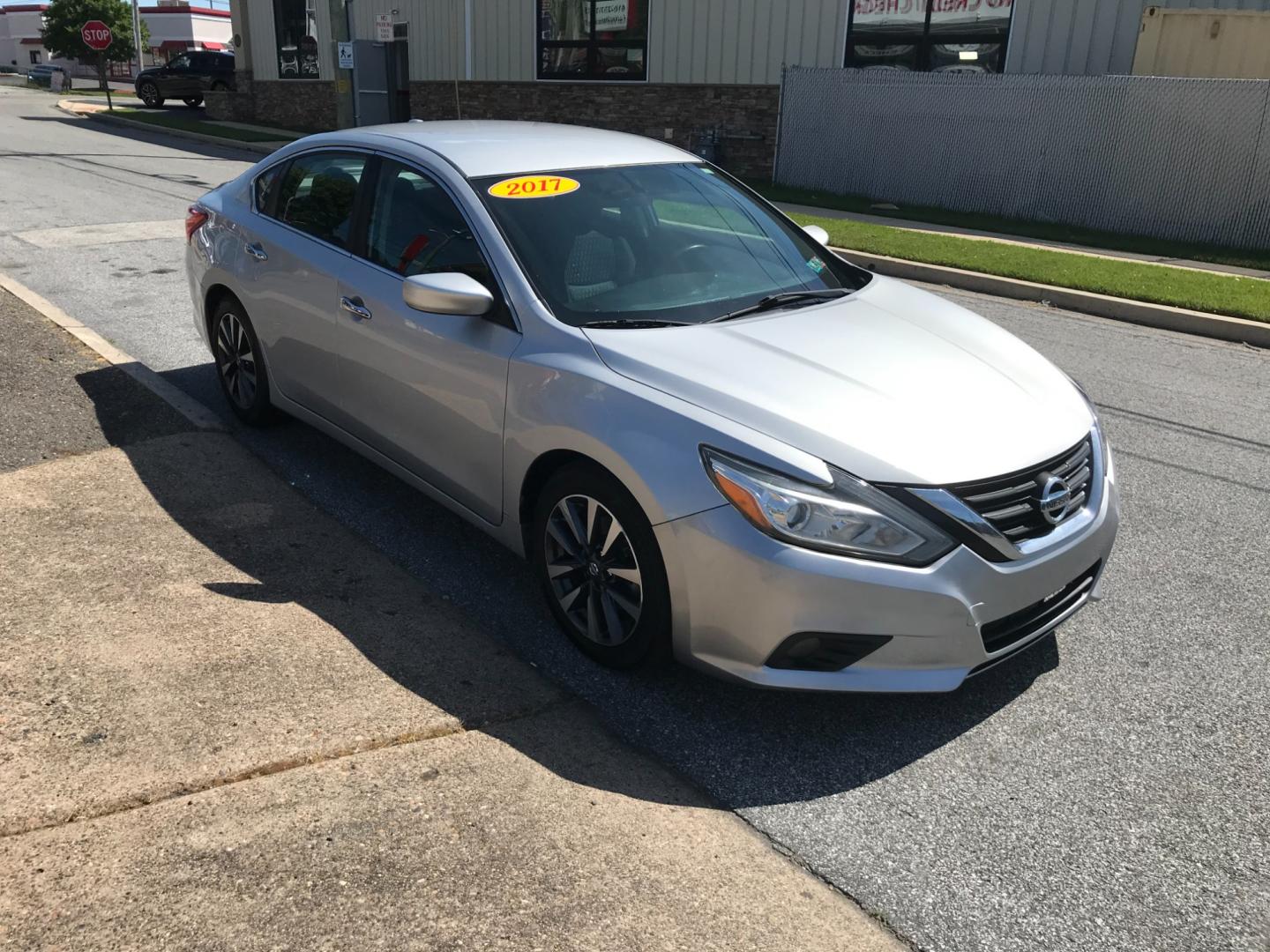 2017 Silver /Gray Nissan Altima SV (1N4AL3AP0HC) with an 2.5 V4 engine, Automatic transmission, located at 577 Chester Pike, Prospect Park, PA, 19076, (610) 237-1015, 39.886154, -75.302338 - 2017 Nissan Altima SV: New PA inspection, backup camera, great on gas, SUPER CLEAN, runs LIKE NEW! This vehicle comes inspected and has been given a bumper to bumper safety check. It is very clean, reliable, and well maintained. We offer a unique pay plan that is known for being the easiest and f - Photo#3